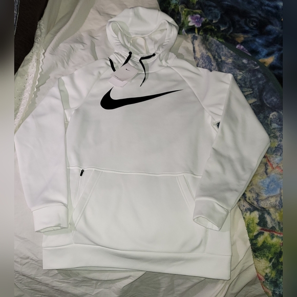 Brand New Nike Therma Fit Hoodie Small - Picture 1 of 7